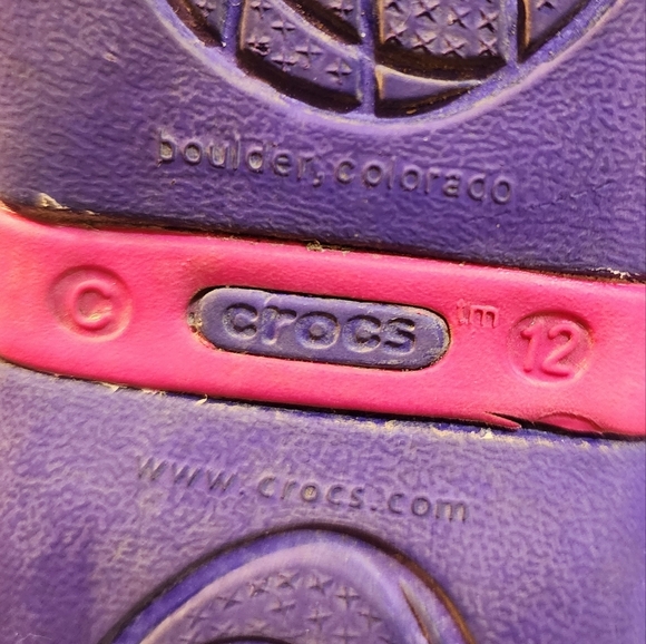 CROCS Girls Purple and Pink Sandals with Perforated Design Size 12 - Picture 2 of 10